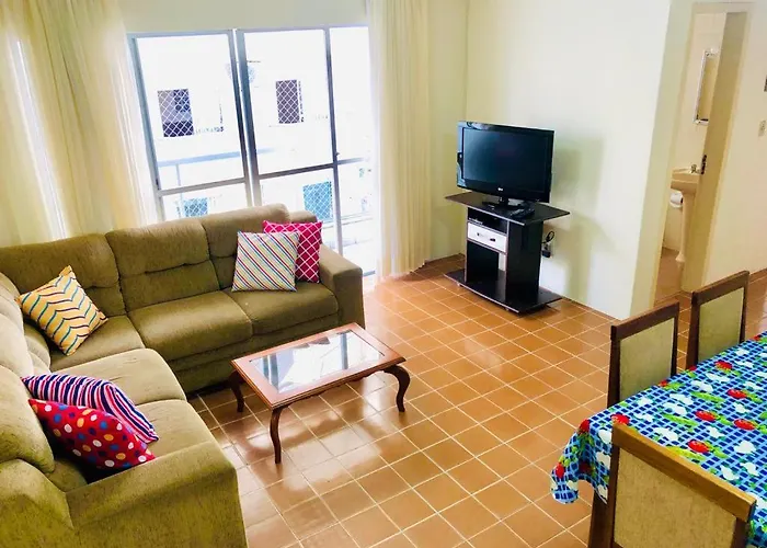 Apto confortável quadra da praia